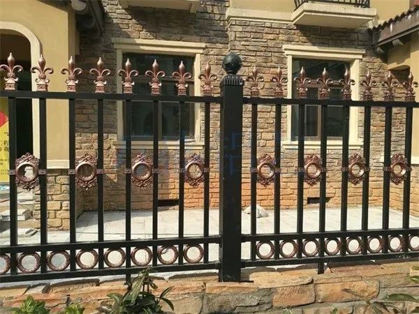 懂生活 更懂藝墅,萬盛豪門鋁藝專注金屬工藝20年(圖6) 懂生活 更懂藝墅,萬盛豪門鋁藝專注金屬工藝20年(圖6)